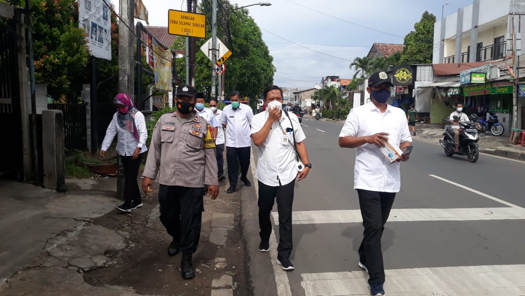 Kegiatan OAB dalam Rangka Penerapan PPKM bersama Binwil Inspektorat Kota Tangerang di RW 08 Kelurahan Paninggilan