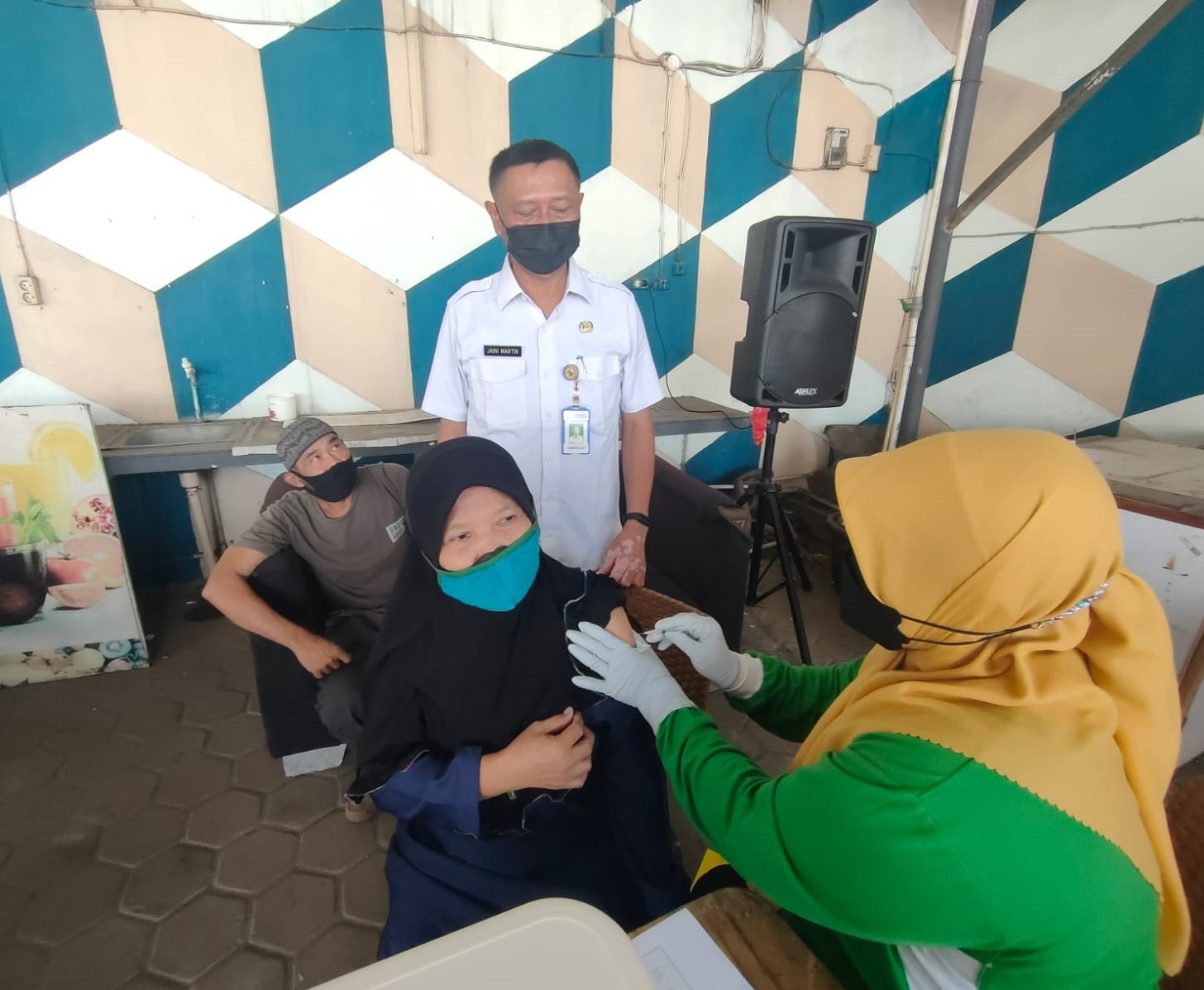 Monitoring Vaksinasi Dosis 1 & 2 dan Booster di RBJ Jl. Lembang II