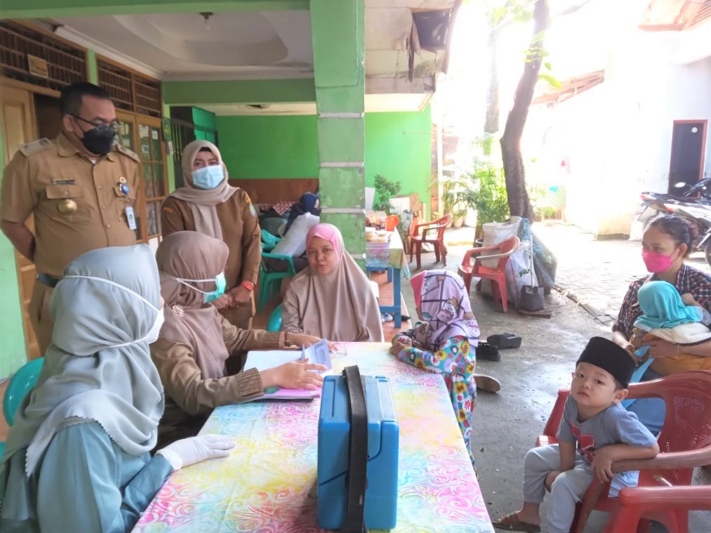 Monitoring Kegiatan Posyandu dan Posbindu di Posyandu Kamboja RW 03 Kelurahan Sudimara Selatan
