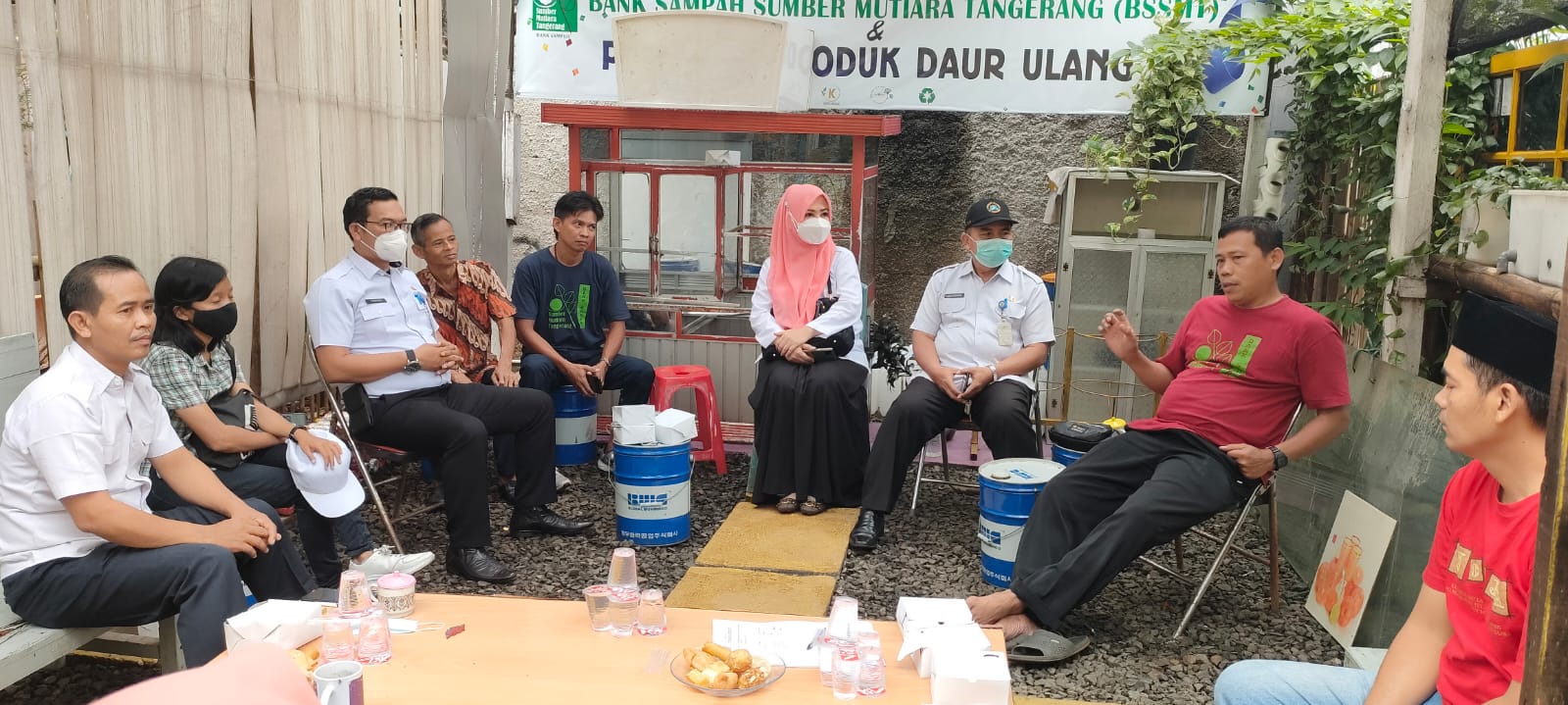 Sosialisasi Pemanfaatan Limbah Dapur (Sampah Organik) oleh DLH Kota Tangerang di Wilayah RW 08 Kelurahan Sudimara Barat