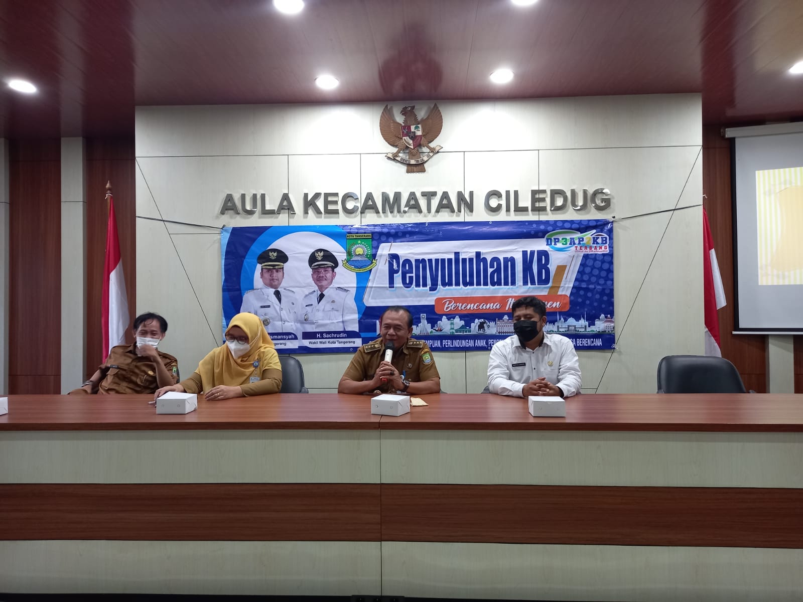 Kegiatan Sosialisasi Penyuluhan KB oleh DP3AP2KB Kota Tangerang