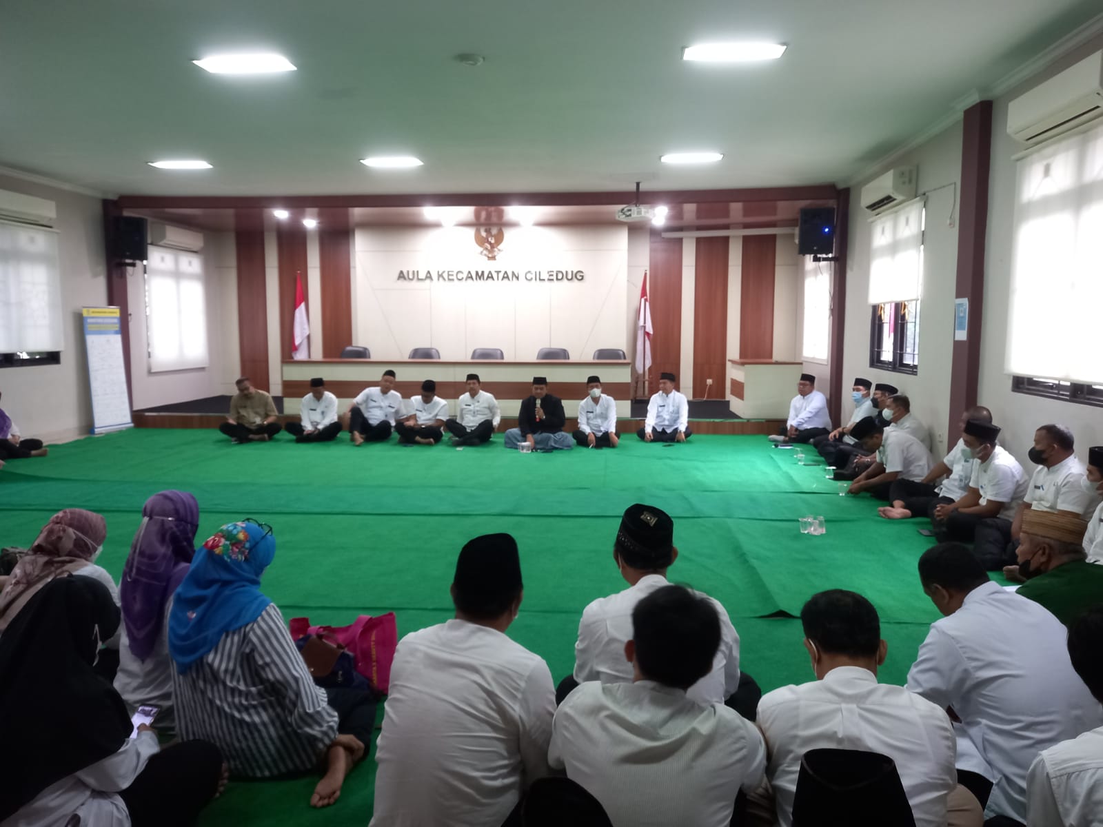 Kegiatan Pengajian Rutin Bulanan Seluruh Pegawai se-Kecamatan Ciledug