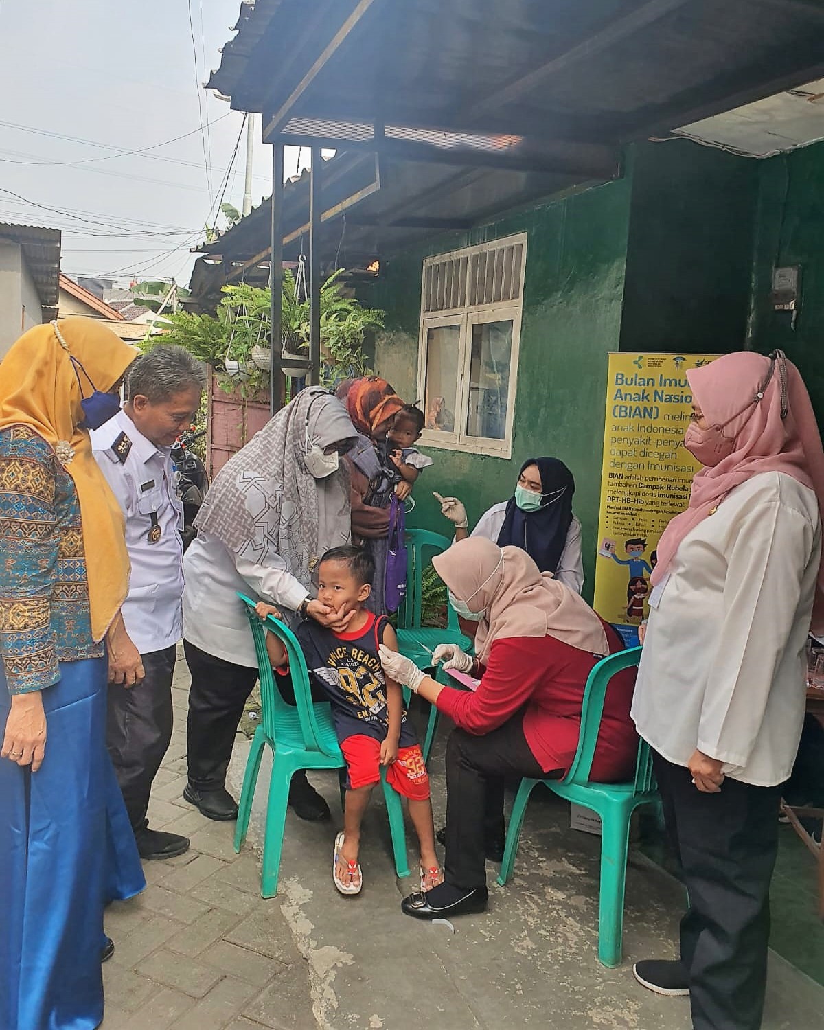 Monitoring Kegiatan Bulan Imunisasi Anak Nasional (BIAN) di Posyandu Melon RW 001 Kelurahan Paninggilan Utara
