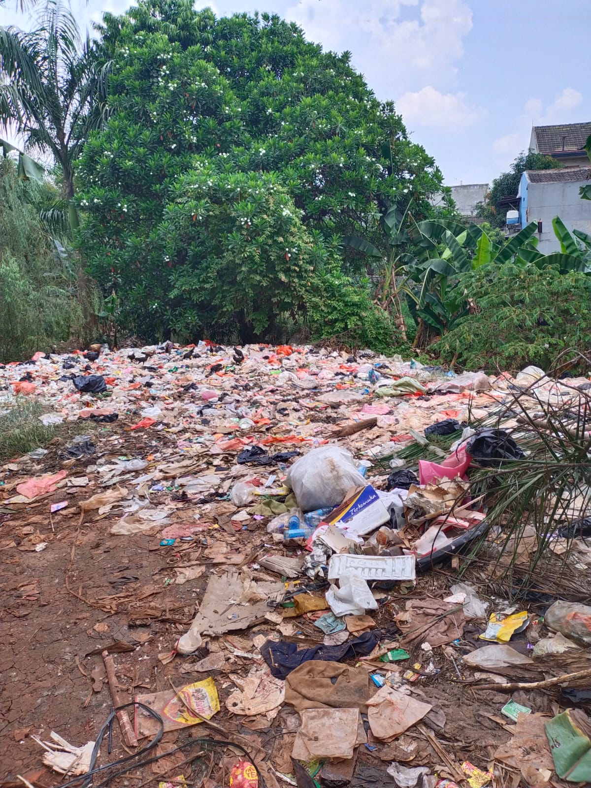 Pengecekan pembuangan sampah Liar di wilayah  RT 02 RW 07 