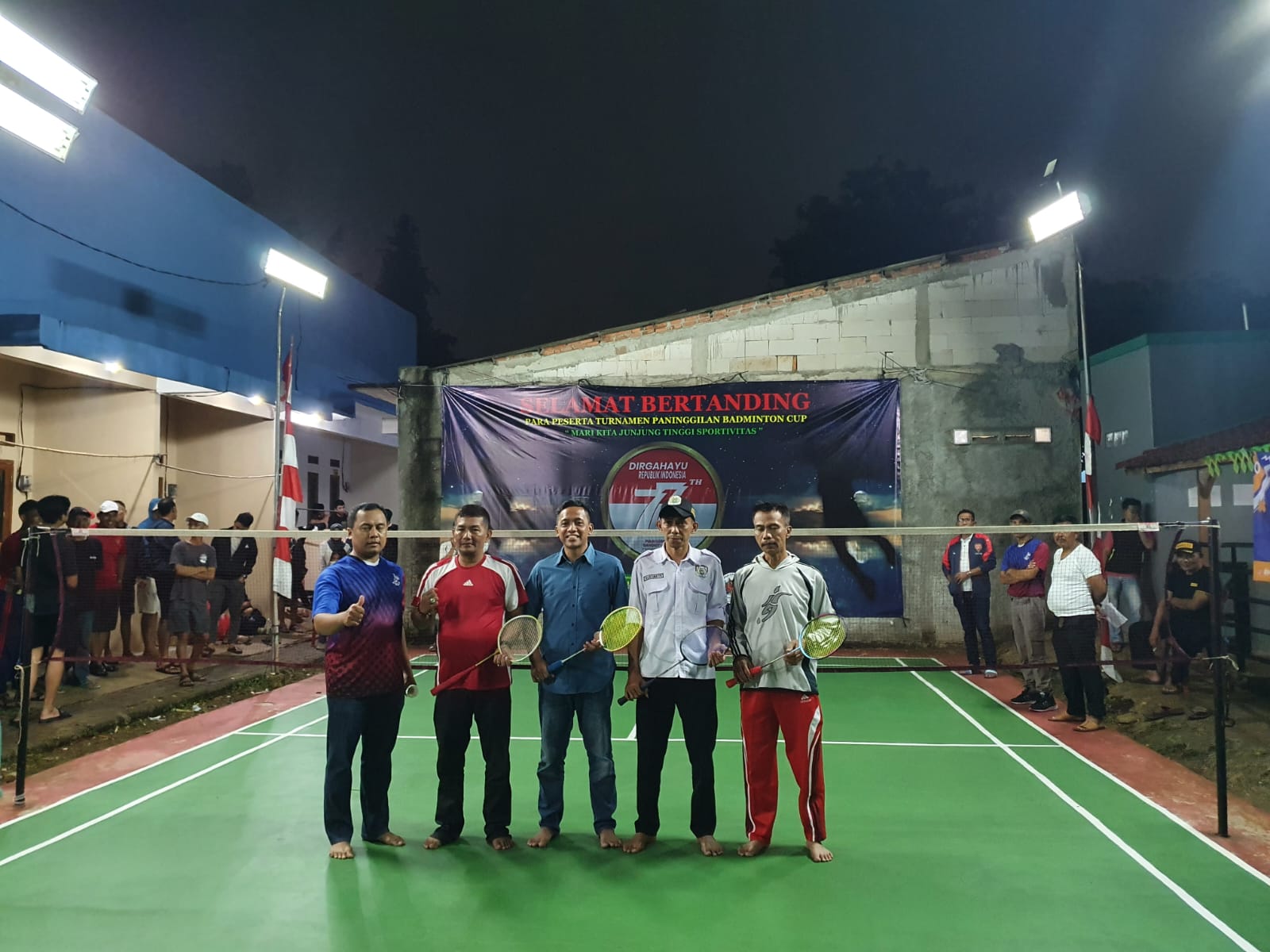 Pembukaan badminton CUP  tingkat kelurahan paninggilan yang dibuka oleh sekel, dalam rangka memeriahkan HUT RI Ke -77