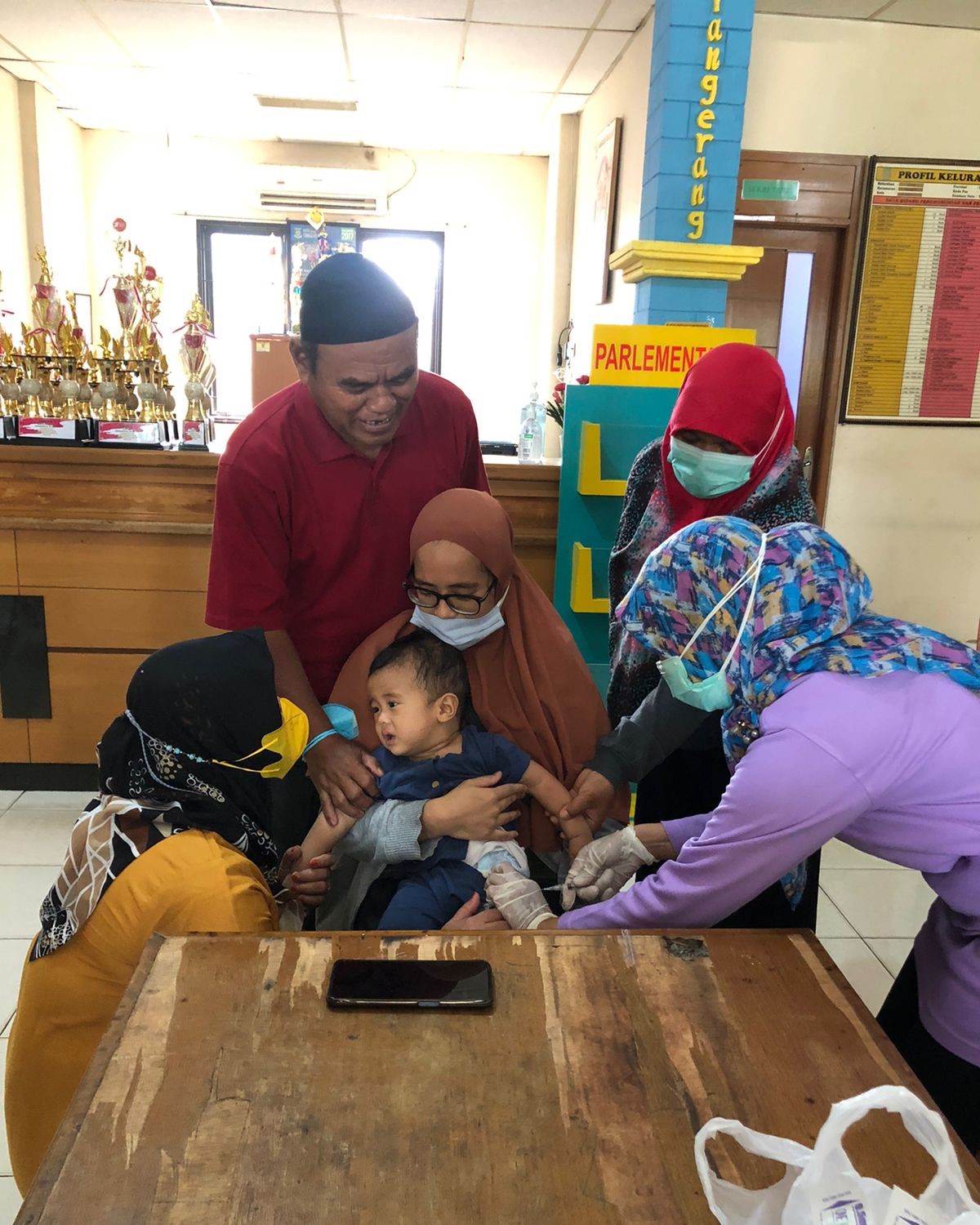 Monitoring Kegiatan Bulan Imunisasi Anak Nasional (BIAN) di Kantor Kelurahan Tajur