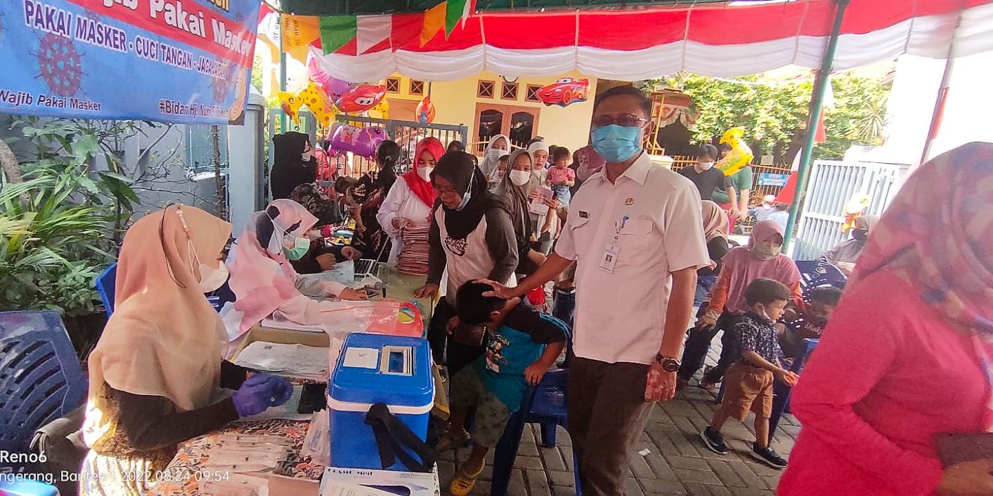 Monitoring Kegiatan Bulan Imunisasi Anak Nasional (BIAN) di Posyandu Anggrek RW 008 Kelurahan Sudimara Barat