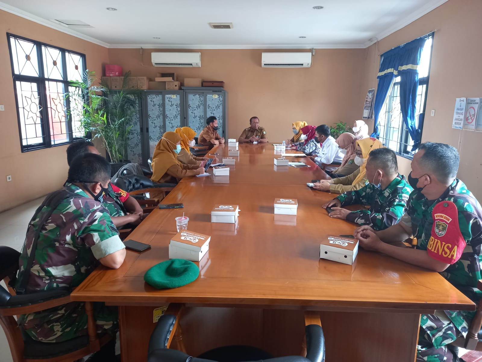 Rapat Koordinasi terkait Lokmin Tim Percepatan Penanganan Stunting (TPPS) Kecamatan Ciledug oleh DP3AP2KB Kota Tangerang