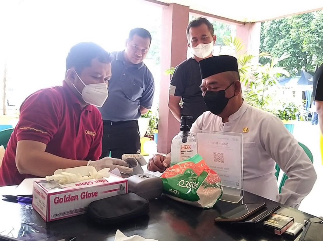 Sosialisasi DDS dan Pengecekan Kesehatan bagi Pegawai se-Kecamatan Ciledug oleh UPT PKM Paninggilan