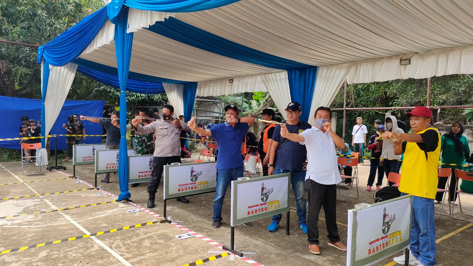 Menghadiri Pembukaan Acara Grand Prix Katapel Banten 2022 di Kelurahan Paninggilan