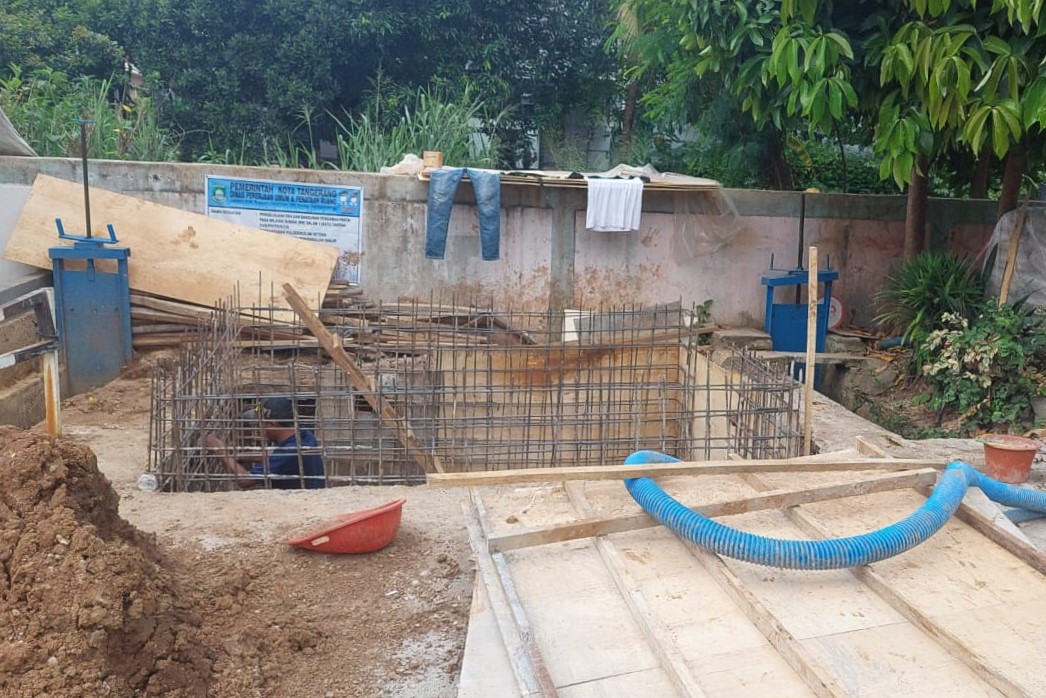 Monitoring Progres Pembangunan Pompa Air Tambahan oleh DPUPR Kota Tangerang di Pondok Lakah Permai RW 016 Kelurahan Paninggilan