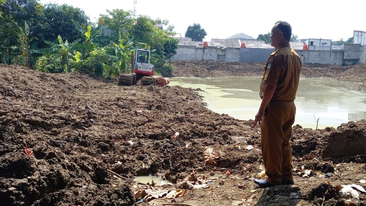 Monitoring Progres Pembangunan Tandon Air oleh DPUPR Kota Tangerang di RW 01 Kelurahan Paninggilan