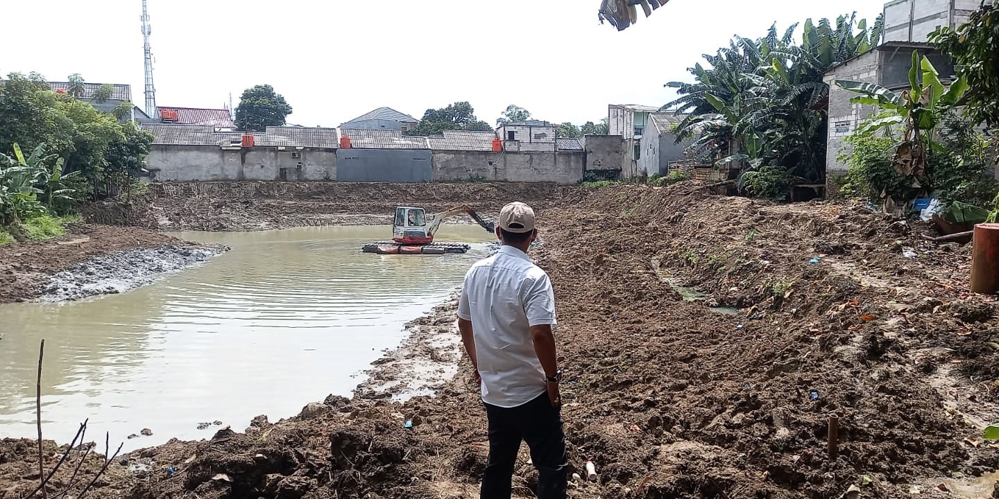Monitoring Progres Pembangunan Tandon Air oleh DPUPR Kota Tangerang di Wilayah RT 03 RW 01 Kelurahan Paninggilan
