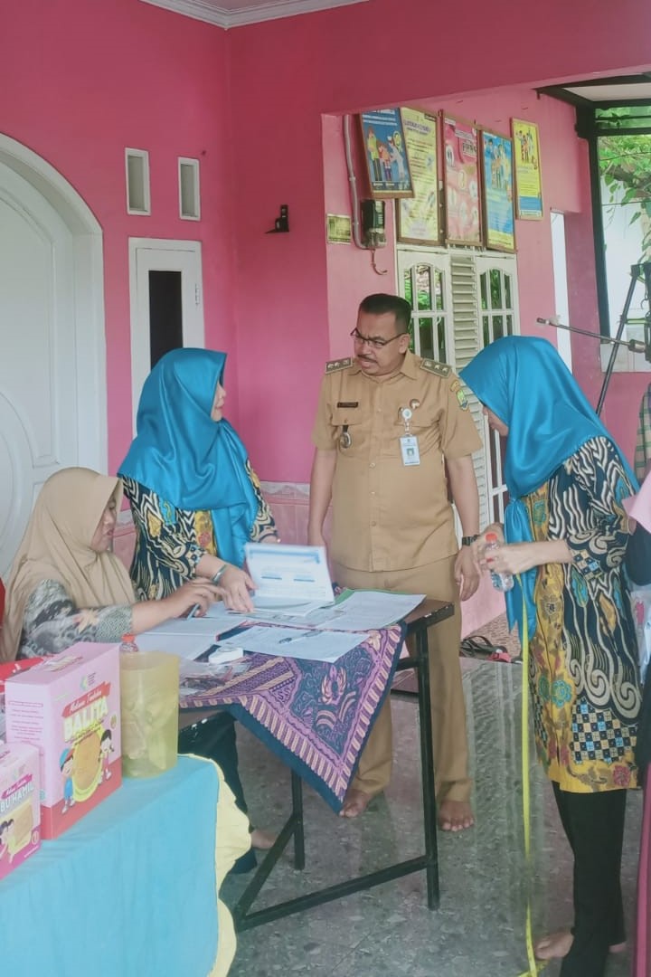 Monitoring Kegiatan Posyandu dan Posbindu Terintegrasi di Posyandu Nusa Indah Rw 11 Kelurahan Sudimara Selatan